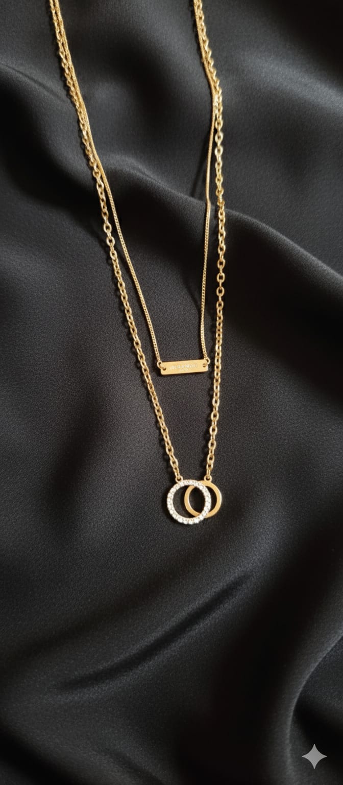 LAYERED 18K GOLD CHAIN PENDANT NECKLACE
