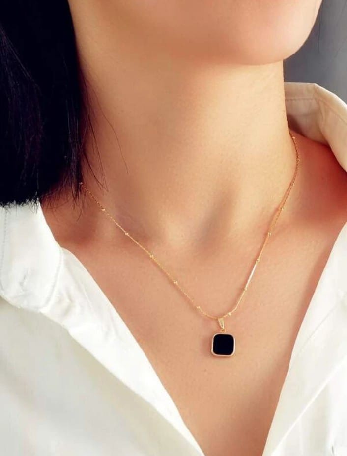 Golden Clover Pendant Set with Earings and Ring Four leaves